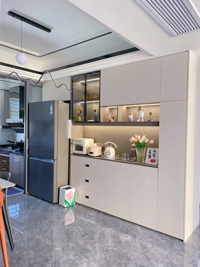 Check chi phí vật liệu gỗ công nghiệp cho tủ bếp: 5 điều cần xác minh trước khi ký hợp đồng
